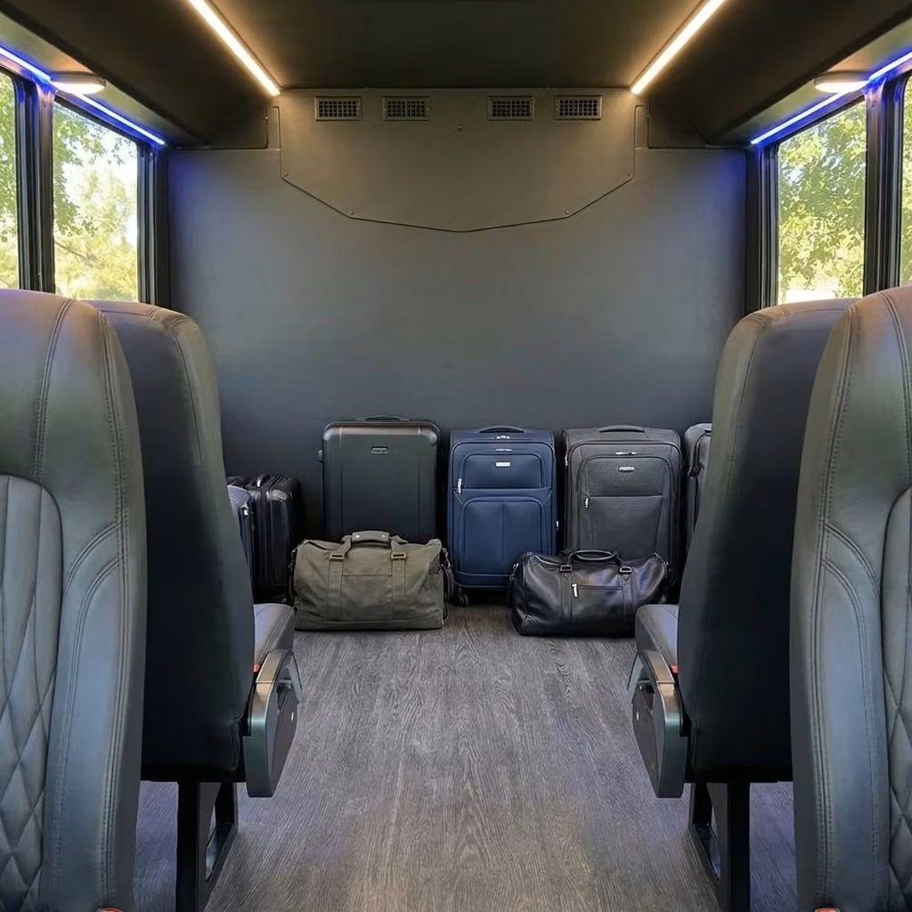 santa paula 20 passenger minibus luggage area