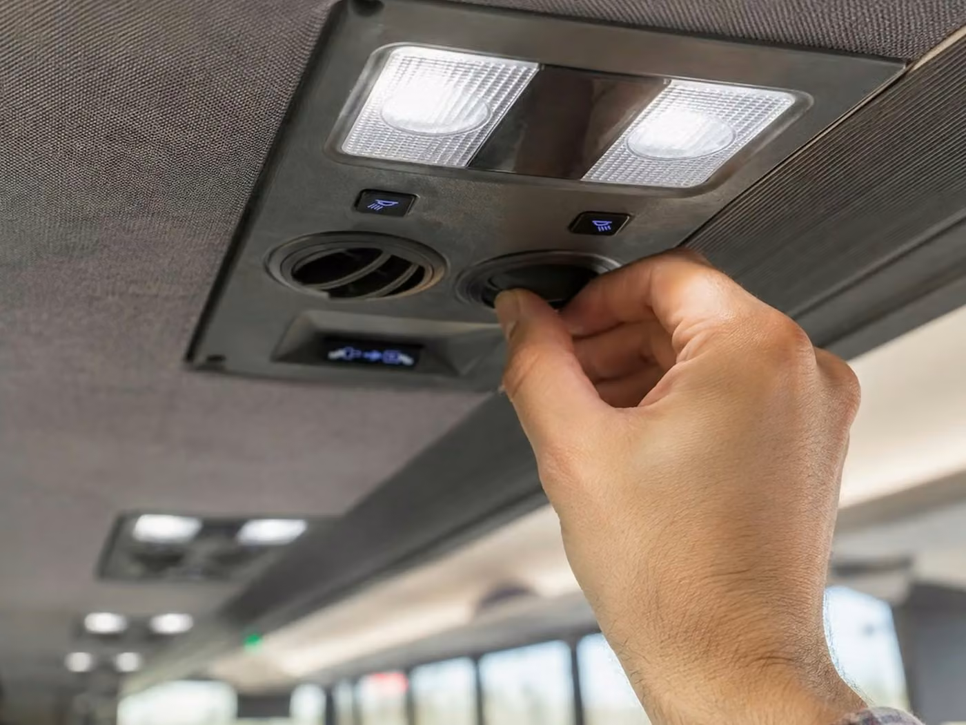 santa paula 56 passenger charter bus air conditioning