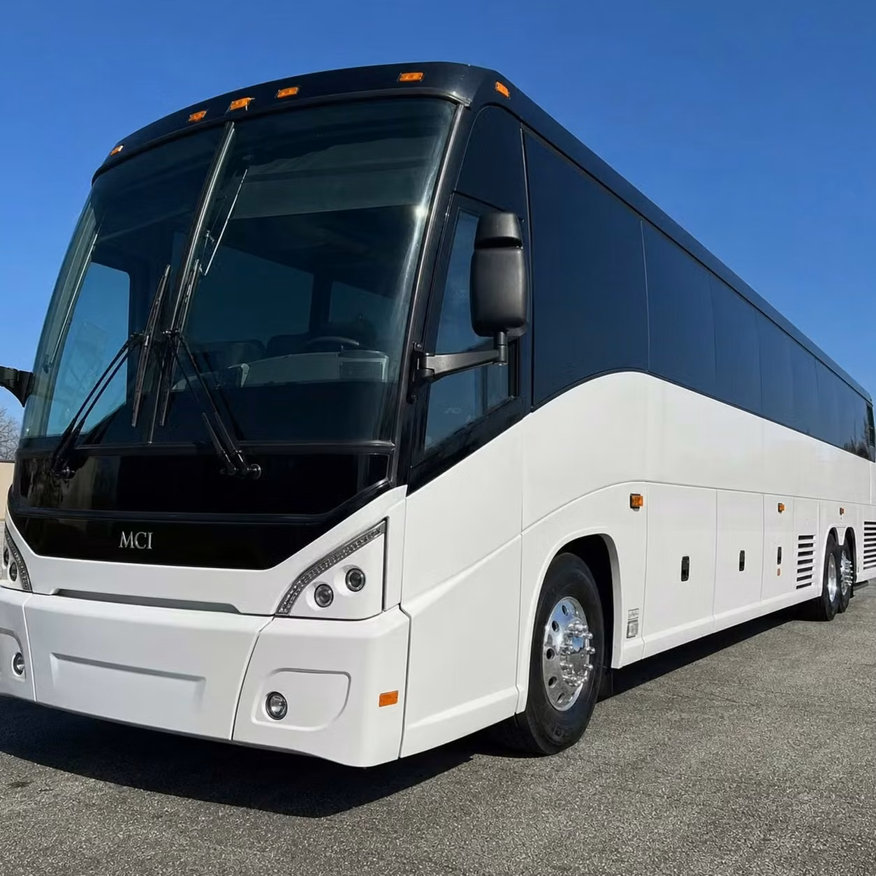 santa paula airport to cruise port shuttle bus rentals