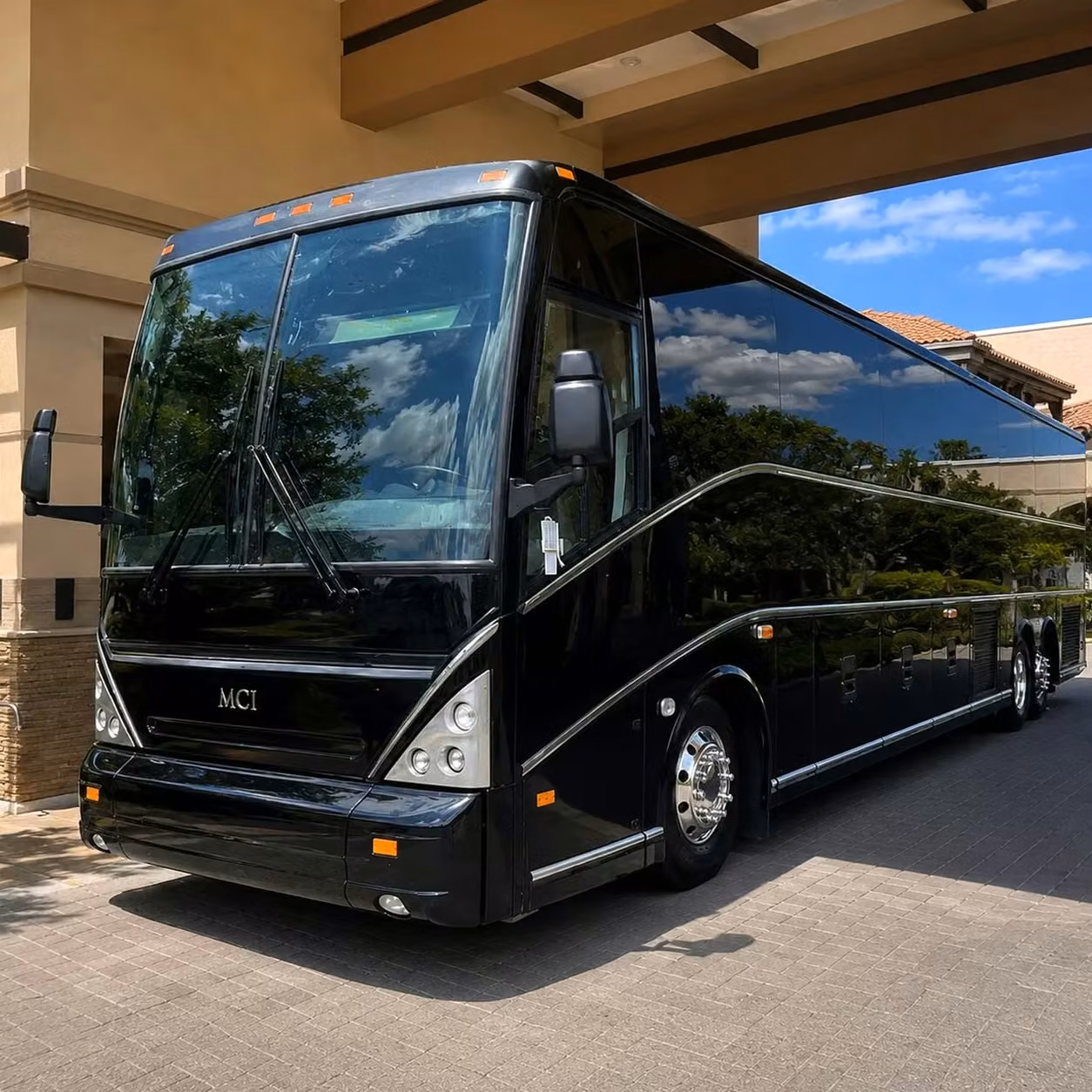santa paula bus rentals for family reunions